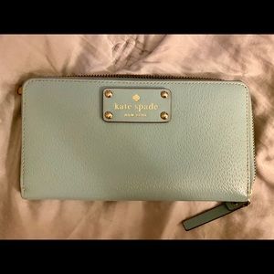 Kate Spade mint wallet